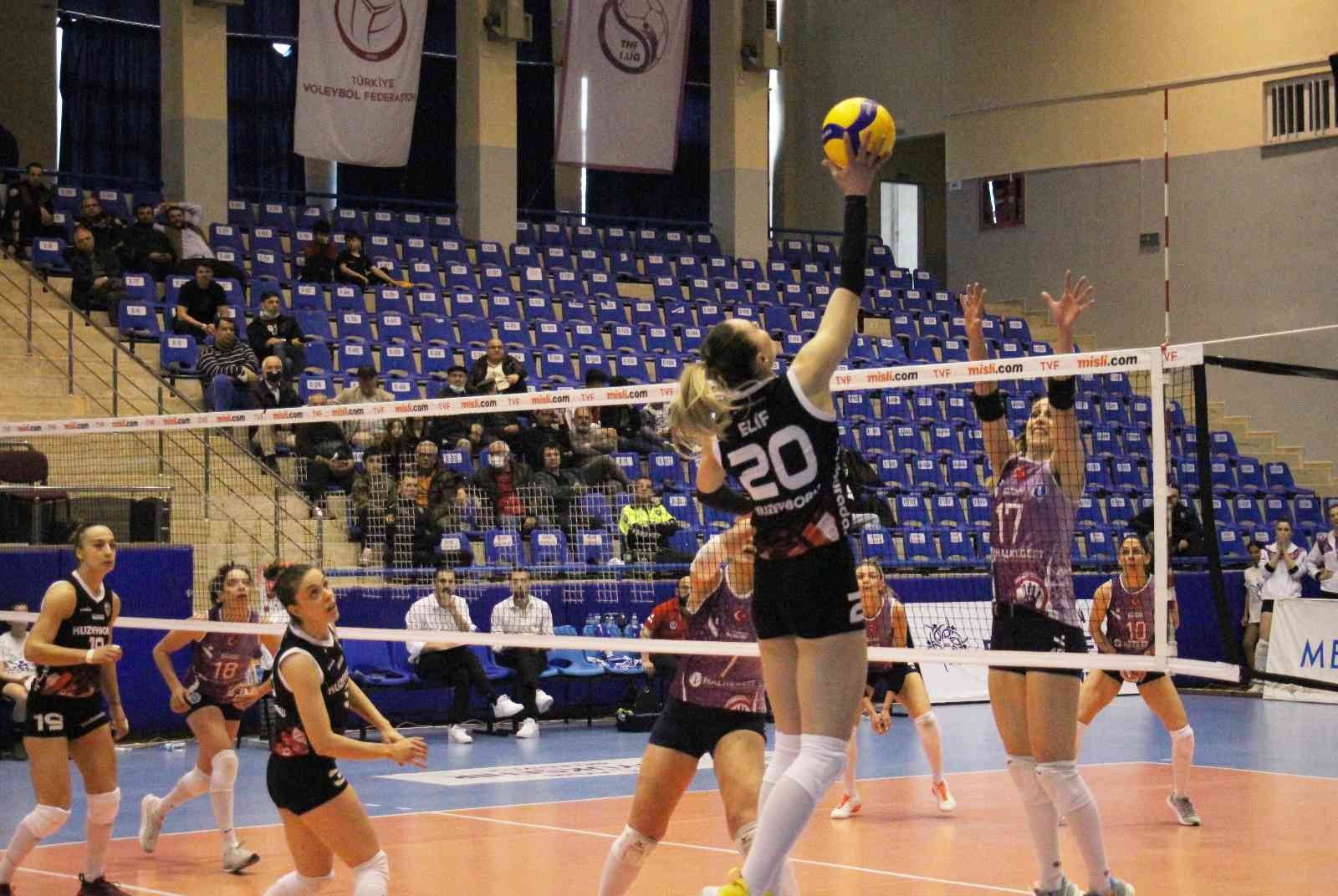 Aydın Büyükşehir Belediyespor: 2 – Kuzeyboru: 3