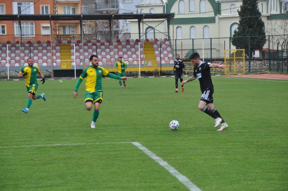 Somaspor: 4 – Esenler Erokspor: 2