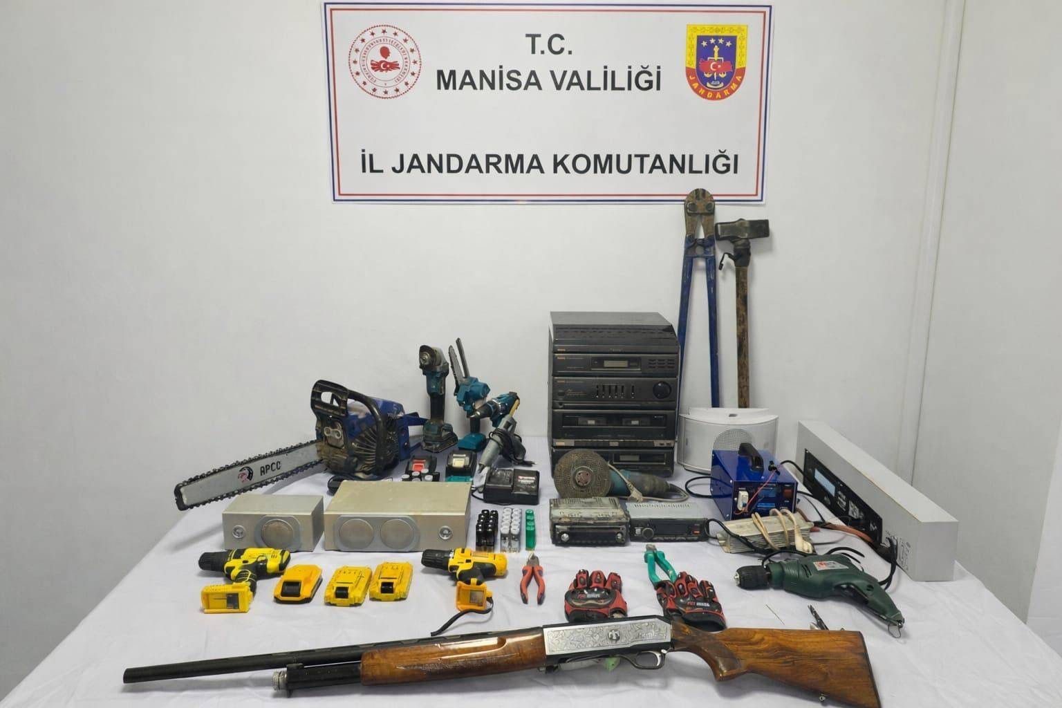 12 ayrı hırsızlık olayının şüphelileri yakalandı