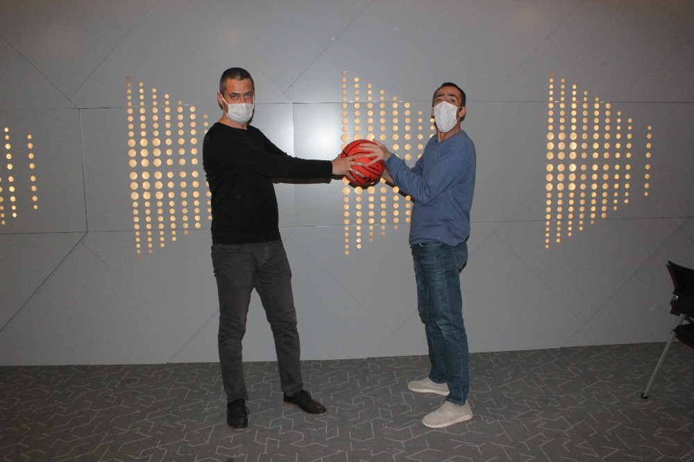 20 yıllık basketbol hayali beyin piliyle gerçekleşti