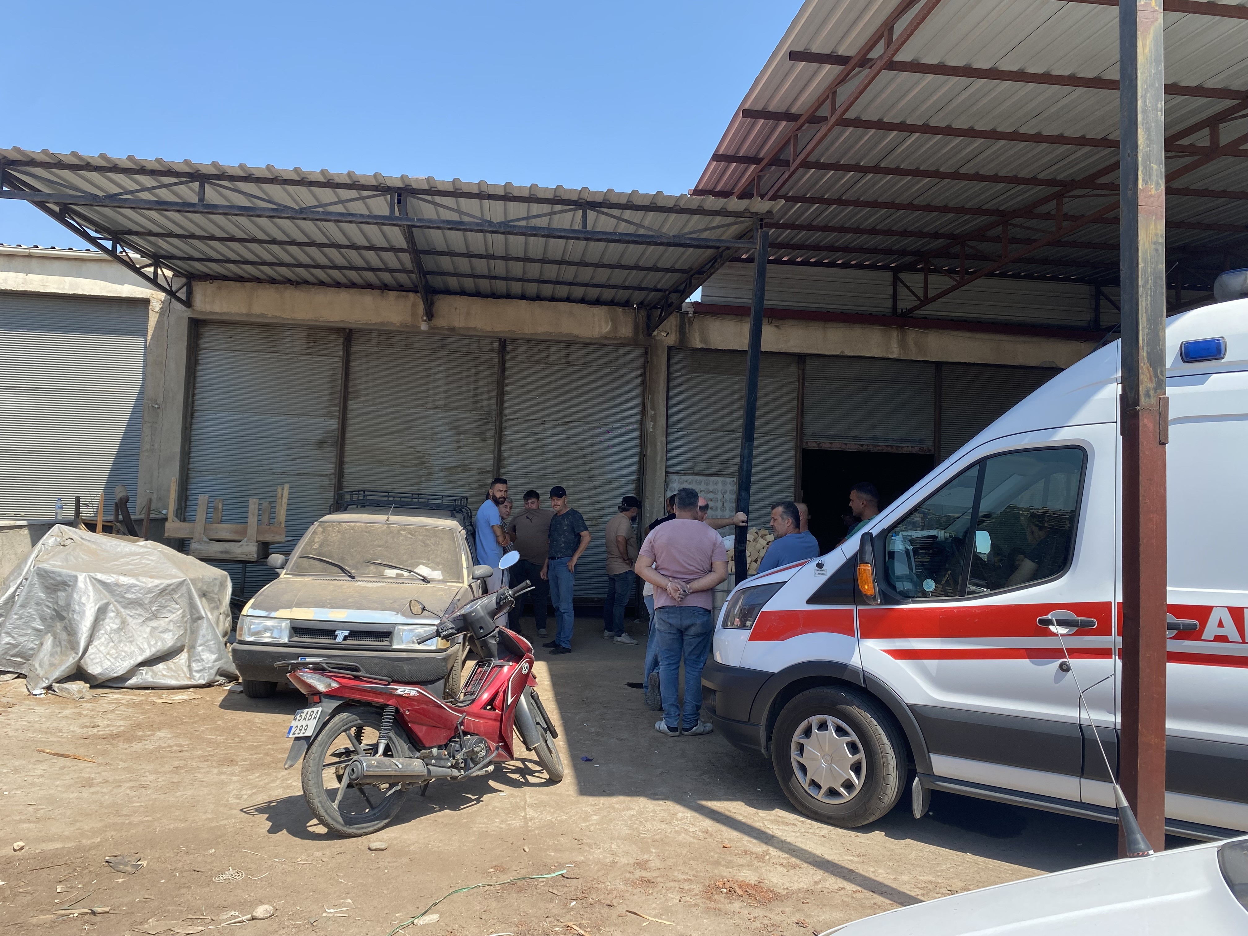 İş yerinde hayata gözlerini yumdu