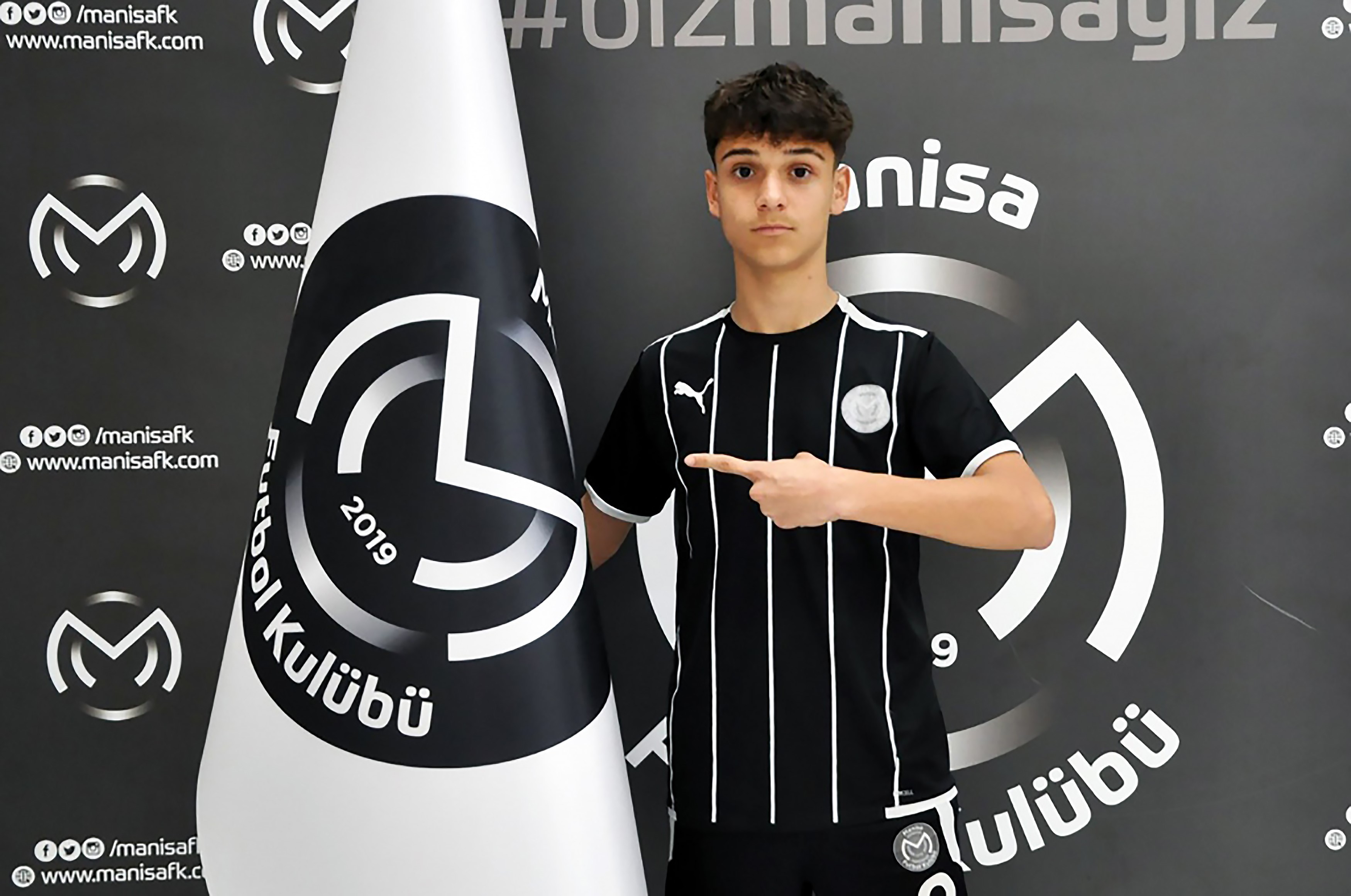 Manisa FK’li Çınar Arslan Bodur’a milli davet