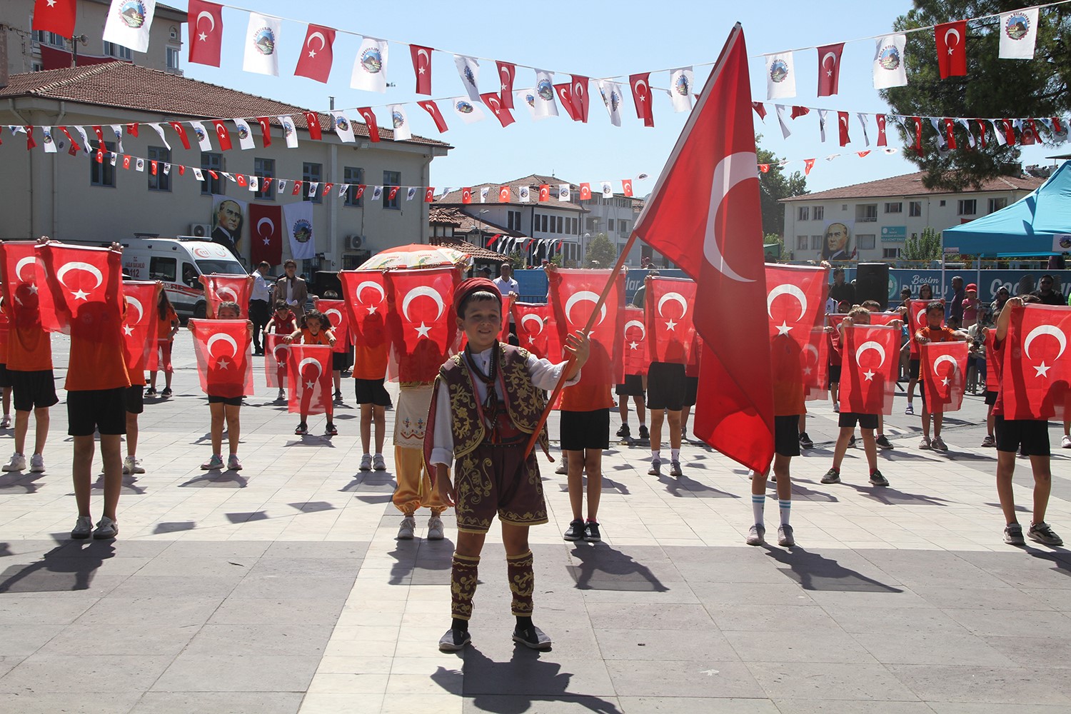 Kula’nın kurtuluşunun 103. yılı etkinlikleri başladı