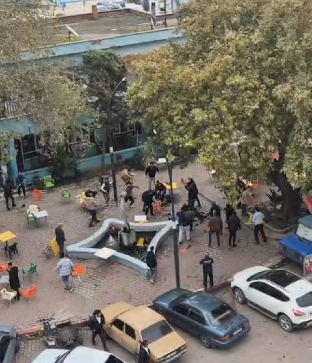 Kavga değil adeta meydan muharebesi