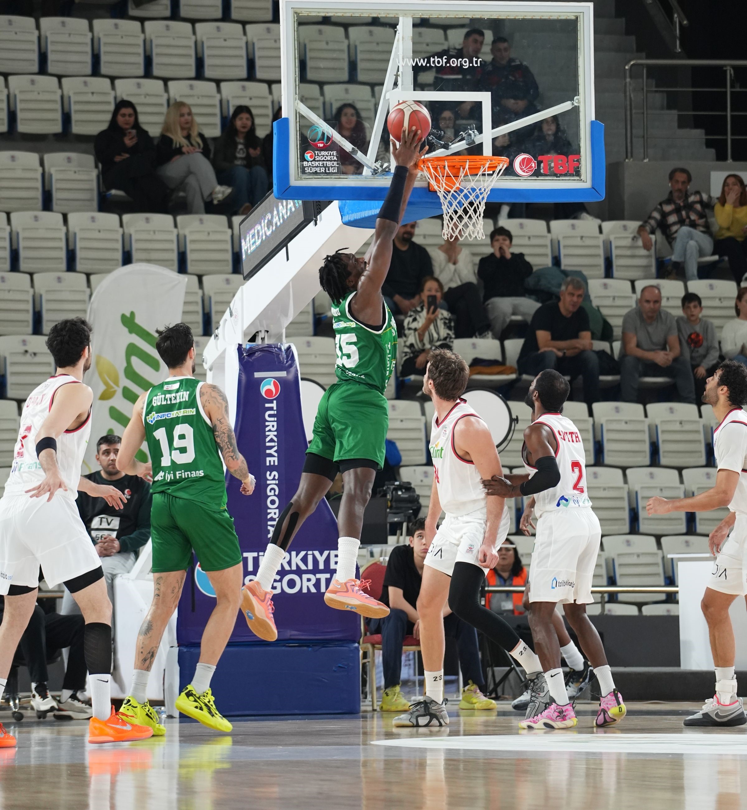 Manisa Basket: 94 - Bursaspor: 76