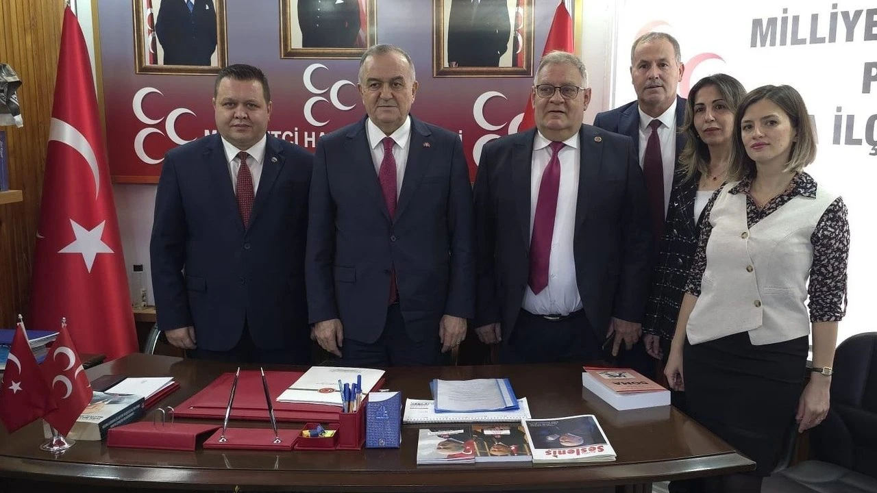 MHP’li Akçay: ‘CHP cinnet geçiriyor’