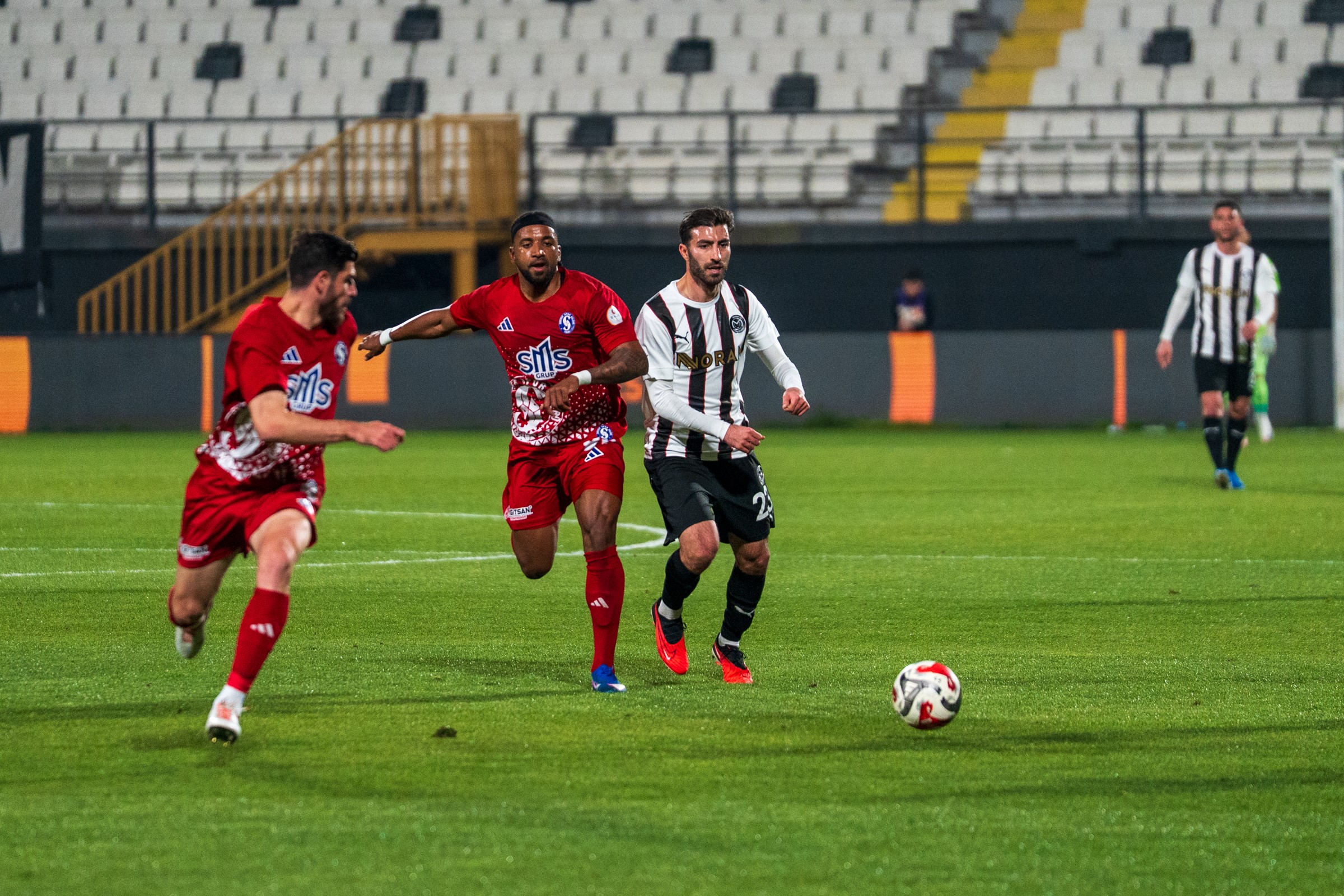 Manisa FK: 3 – Sarıyer: 0