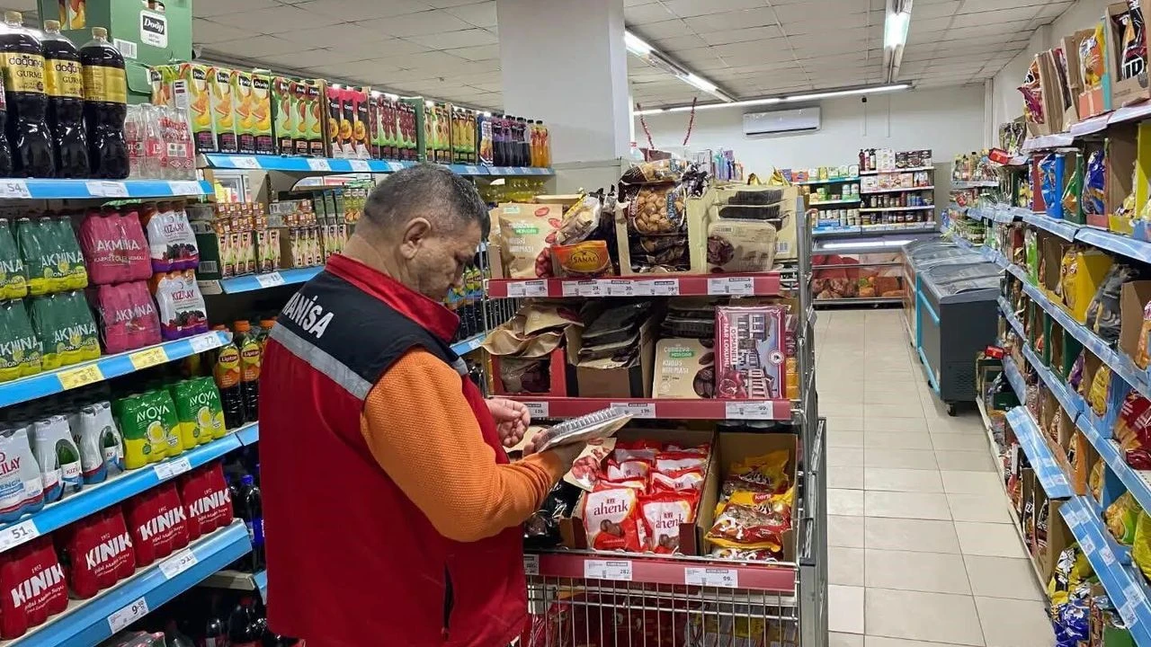 Sarıgöl’de gıda işletmeleri mercek altında