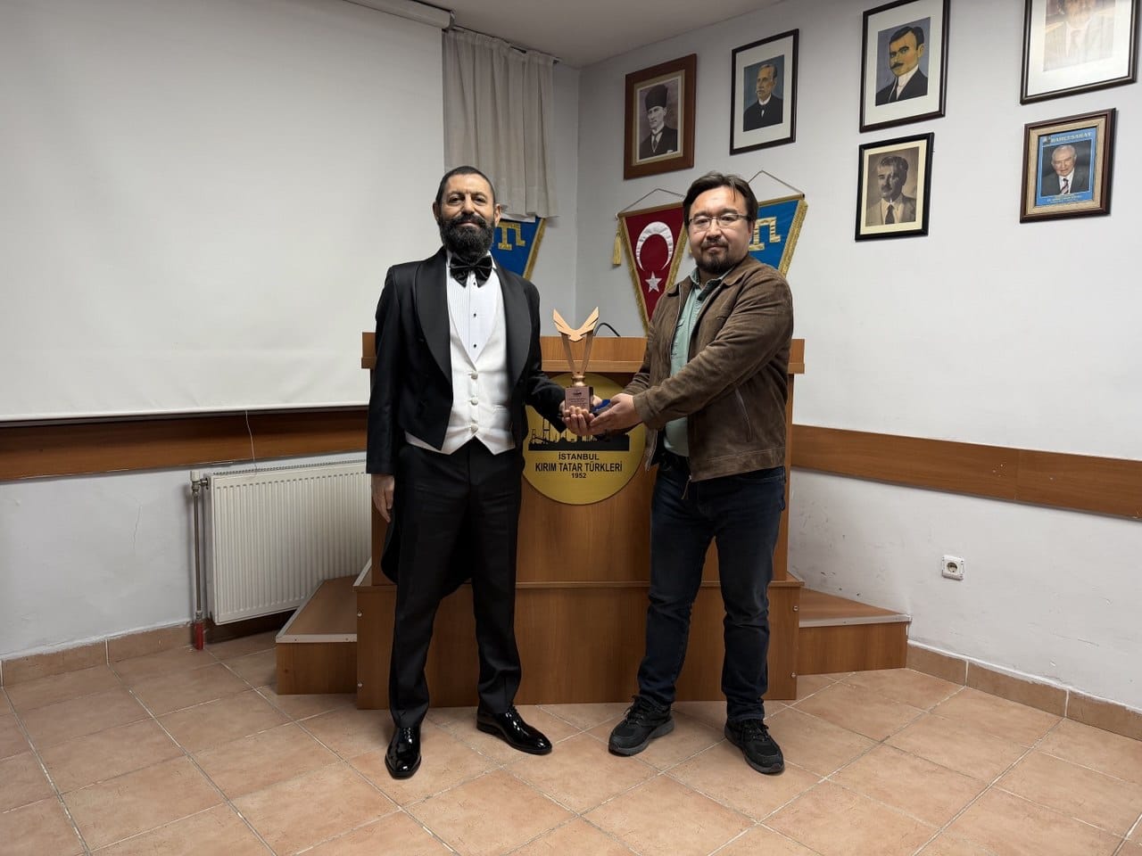“Özgürlük ve Barış Ödülü” Akif Manaf’ın