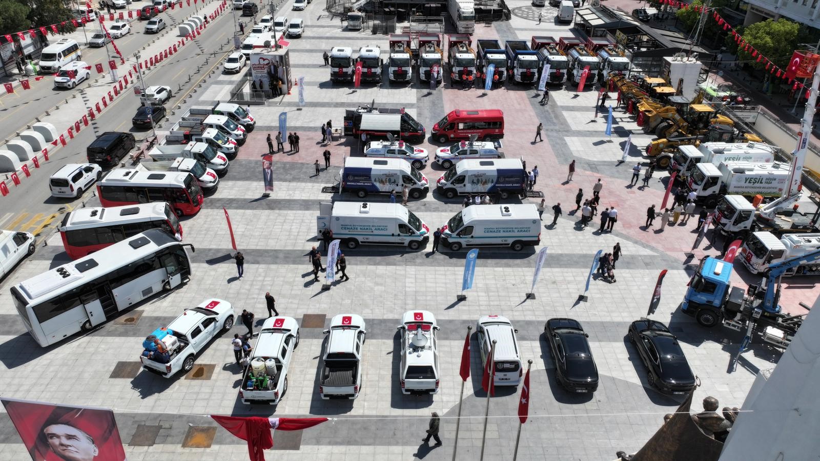 Manisa’ya 376 araçlık dev filo