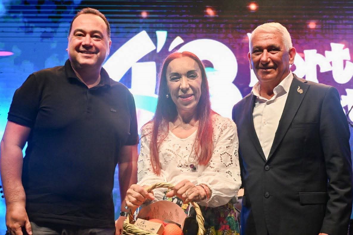 Başkan Dutlulu 48. Güzelyurt Portakal Festivali’ne katıldı