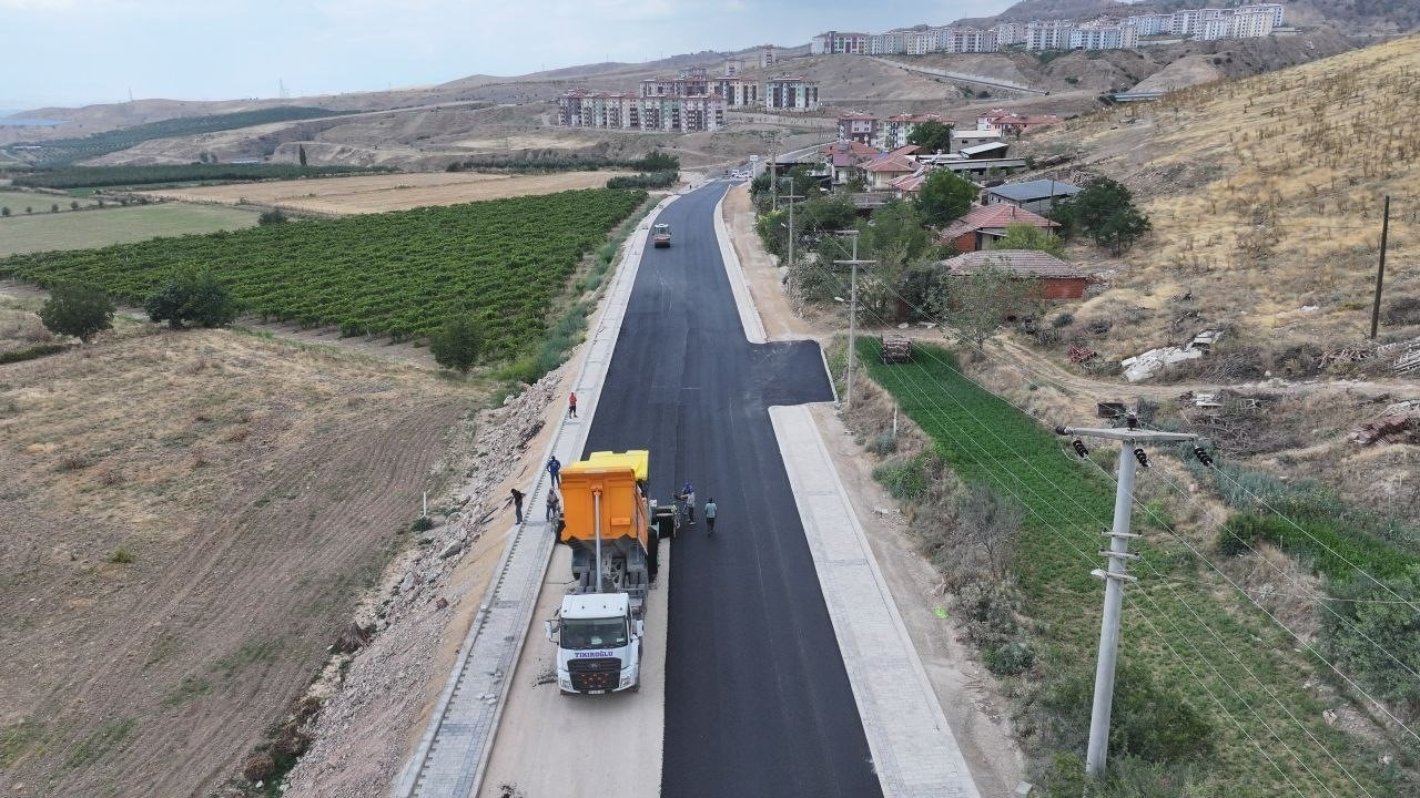 Denizli Büyükşehirden güvenli ve konforlu ulaşım için yoğun mesai