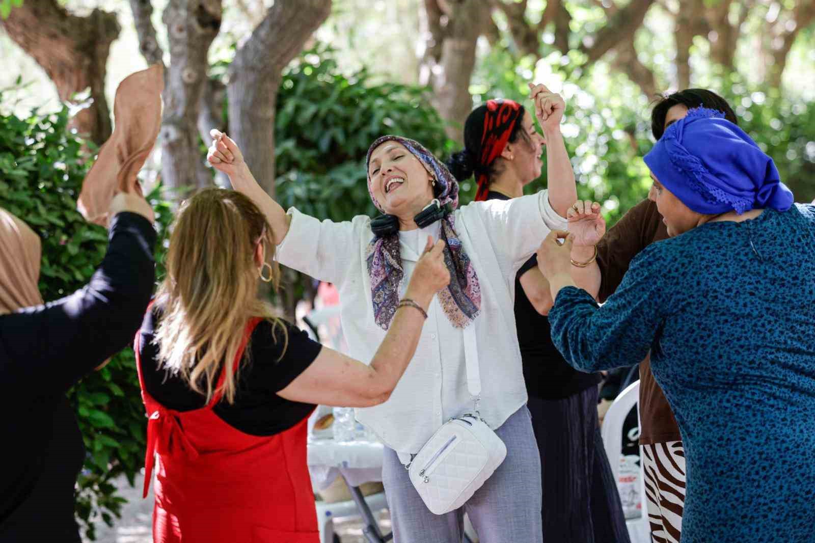 İzmir’de yaz piknikleri coşkuyla başladı
