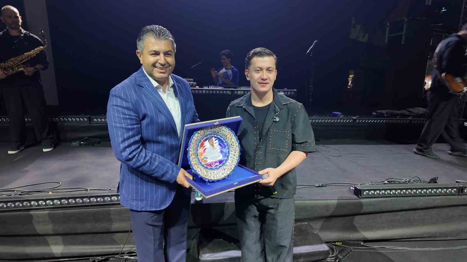 Poizi, Gediz Tarhana Festivali’ne coşkulu final yaptı