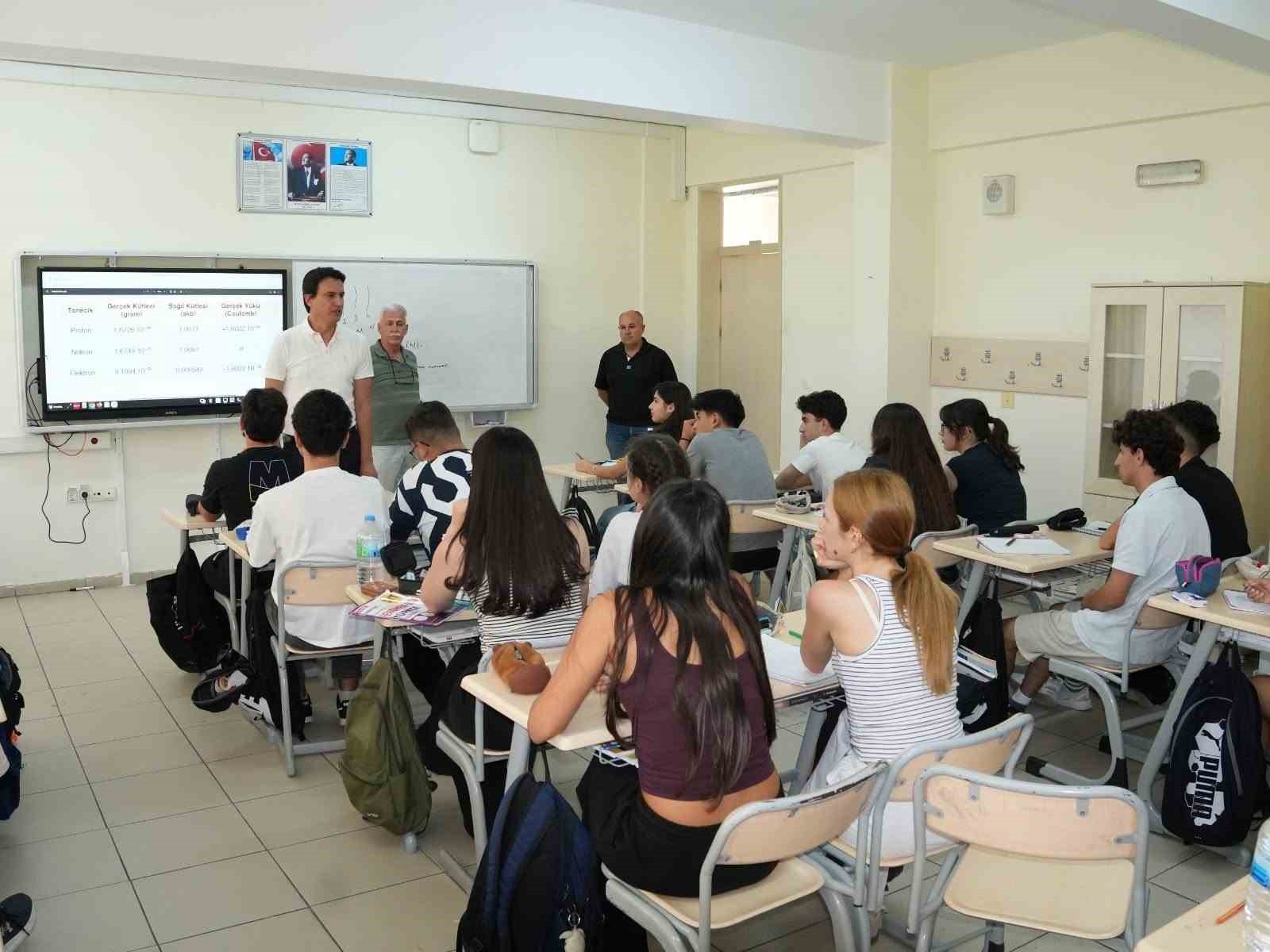 Köyceğiz Fen Lisesi’nde yaz dönemi kursları açıldı