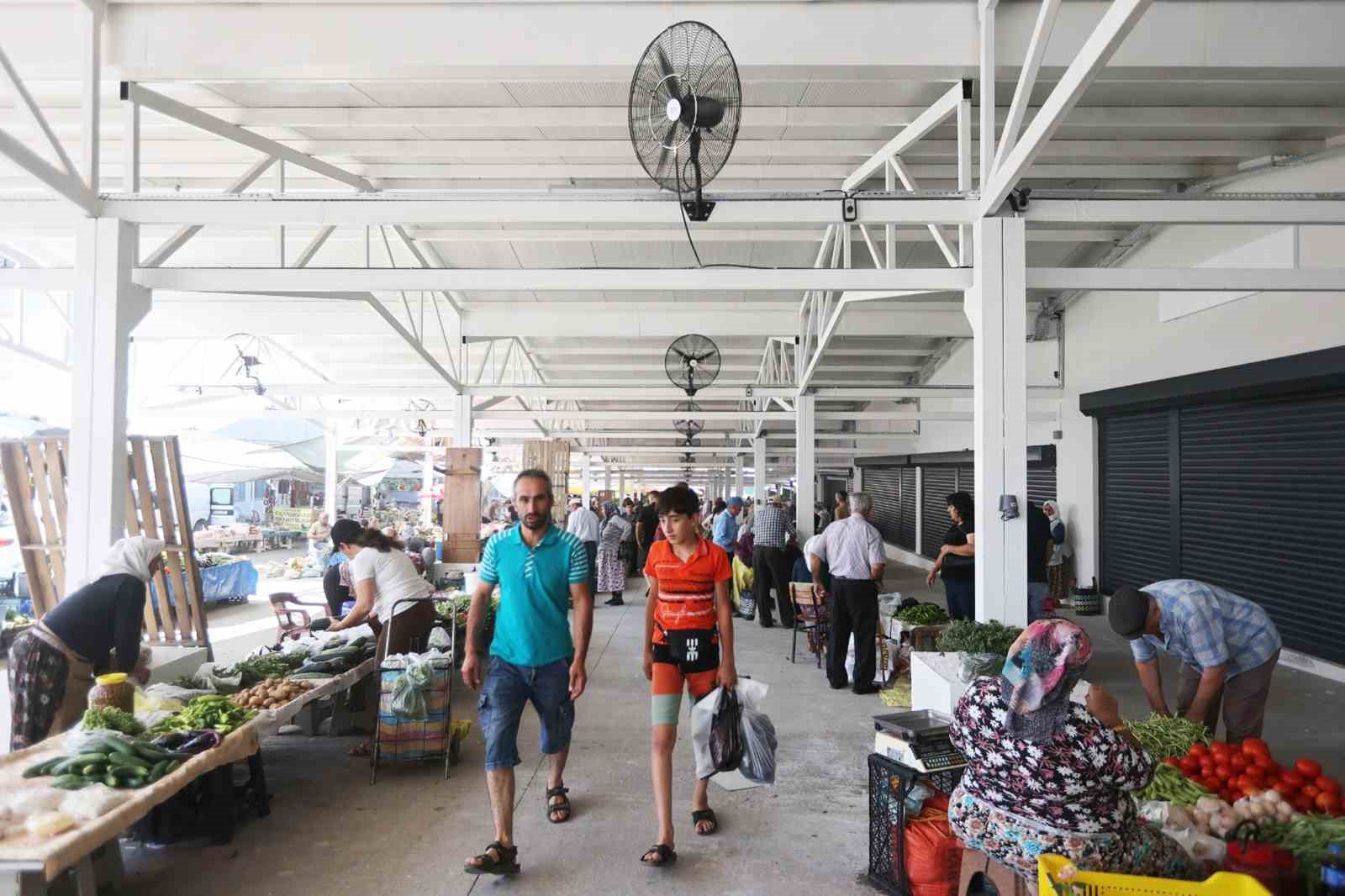 Yenilenen Yatağan pazaryerinden halk da, esnaf da memnun