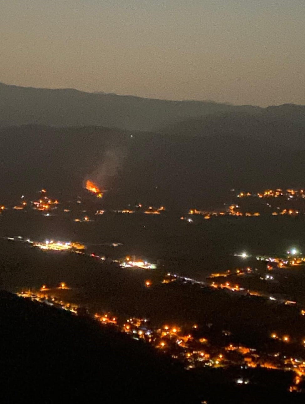 Muğla’da arazi yangını: Çok sayıda ekip sevk edildi