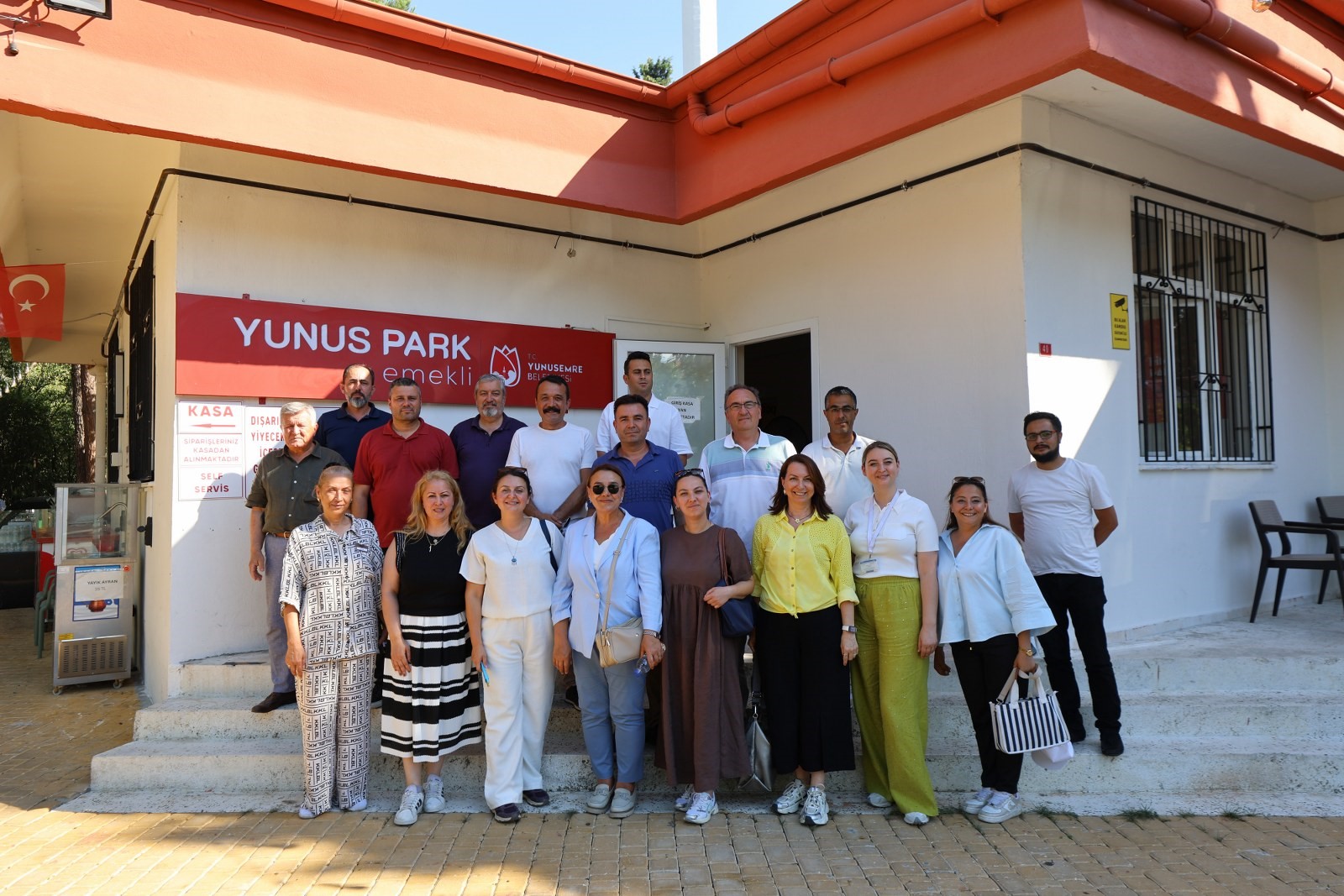 Komisyon üyeleri Yunusemre’nin tarih ve kültür rotasını keşfetti