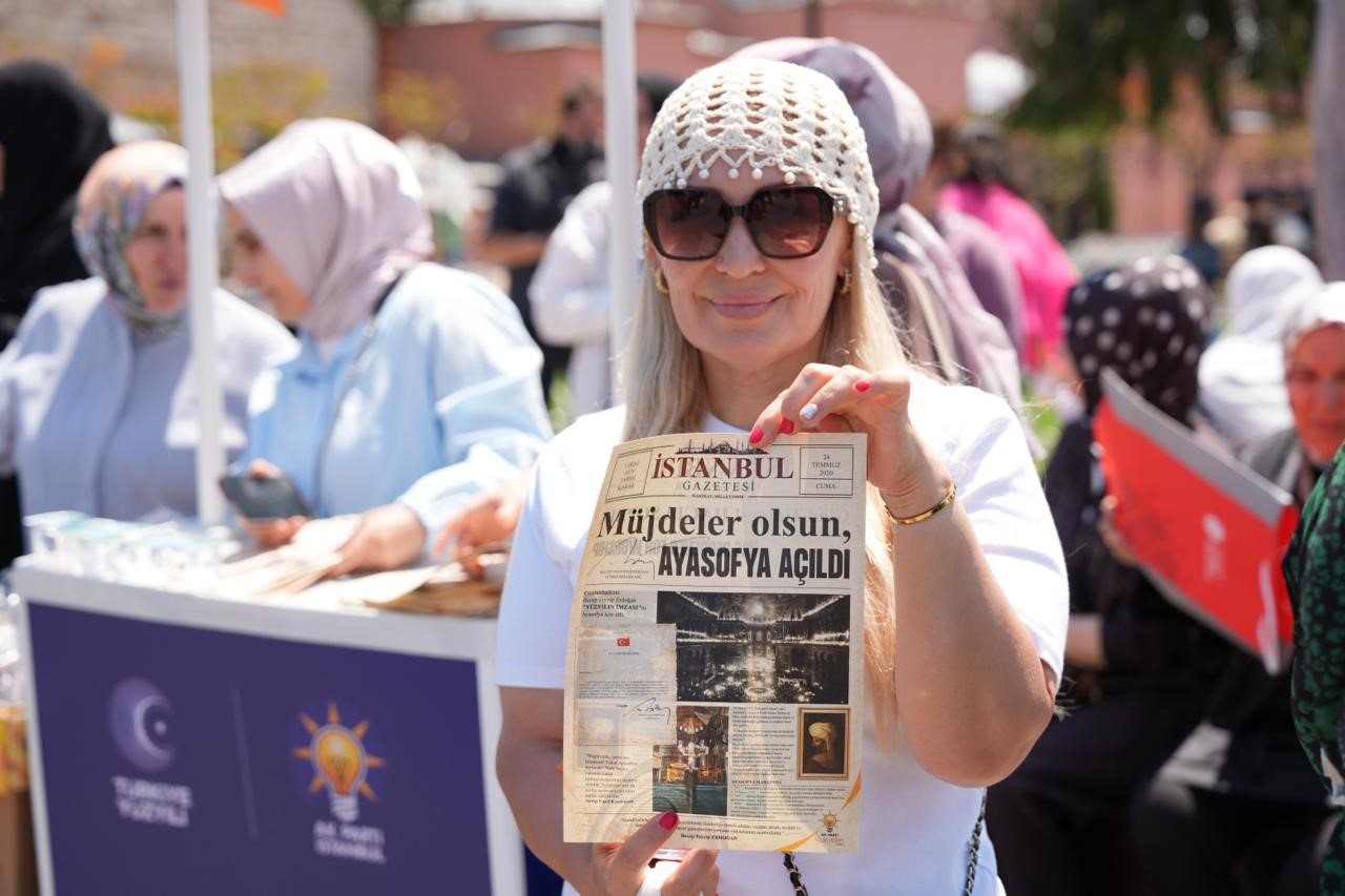 Ayasofya’nın yeniden ibadete açılışının 6. yılında AK Parti İstanbul Kadın Kolları’ndan özel gazete