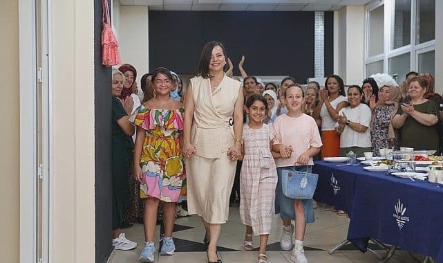 Karabağlar Belediyesi Tekstil Akademi'de Mezuniyet Günü