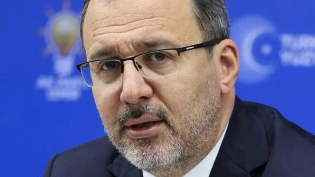 ÖNCEKİ DÖNEM GENÇLİK VE SPOR BAKANI, AK PARTİ İZMİR MİLLETVEKİLİ MEHMET MUHARREM KASAPOĞLU, BARCELONA KULÜBÜNÜN ALT YAŞ GRUPLARI KAPSAYAN FUTBOL AKADEMİSİ İÇİN KUZEY KIBRIS TÜRK CUMHURİYETİ’NİN BAŞKENTİ LEFKOŞA’YI TERCİH ETMESİYLE İLGİLİ OLARAK "SPORUN MESAFELERİ KALDIRAN BİRLEŞTİRİCİ YÖNÜNE MÜSTESNA BİR ÖRNEK TEŞKİL EDECEK BU ORGANİZASYON ADANIN ORTAK GELECEĞİ VE ULUSLARARASI ENTEGRASYONU BAKIMINDAN DA ÇOK DEĞERLİ" DEDİ.