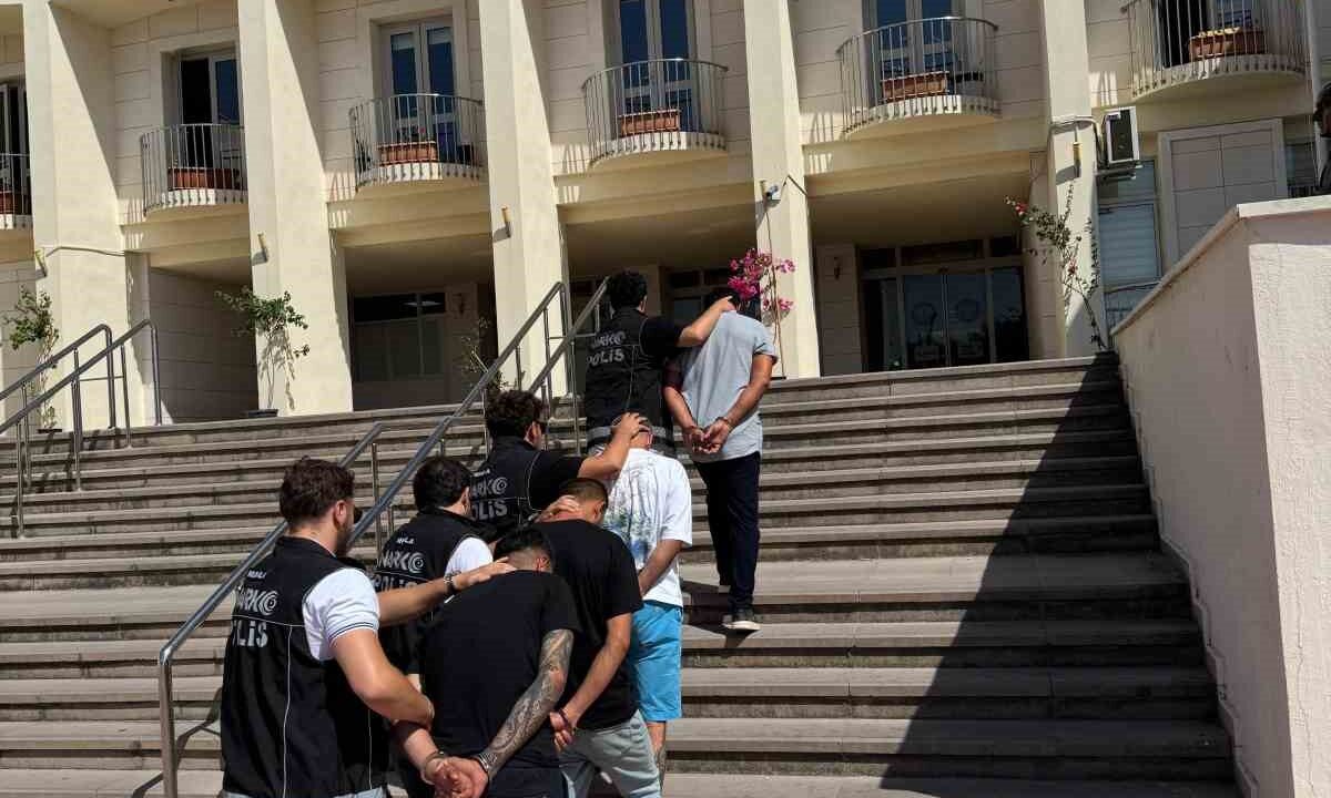 BODRUM’DA UYUŞTURUCU OPERASYONUNDA 4 ŞÜPHELİ TUTUKLANDI