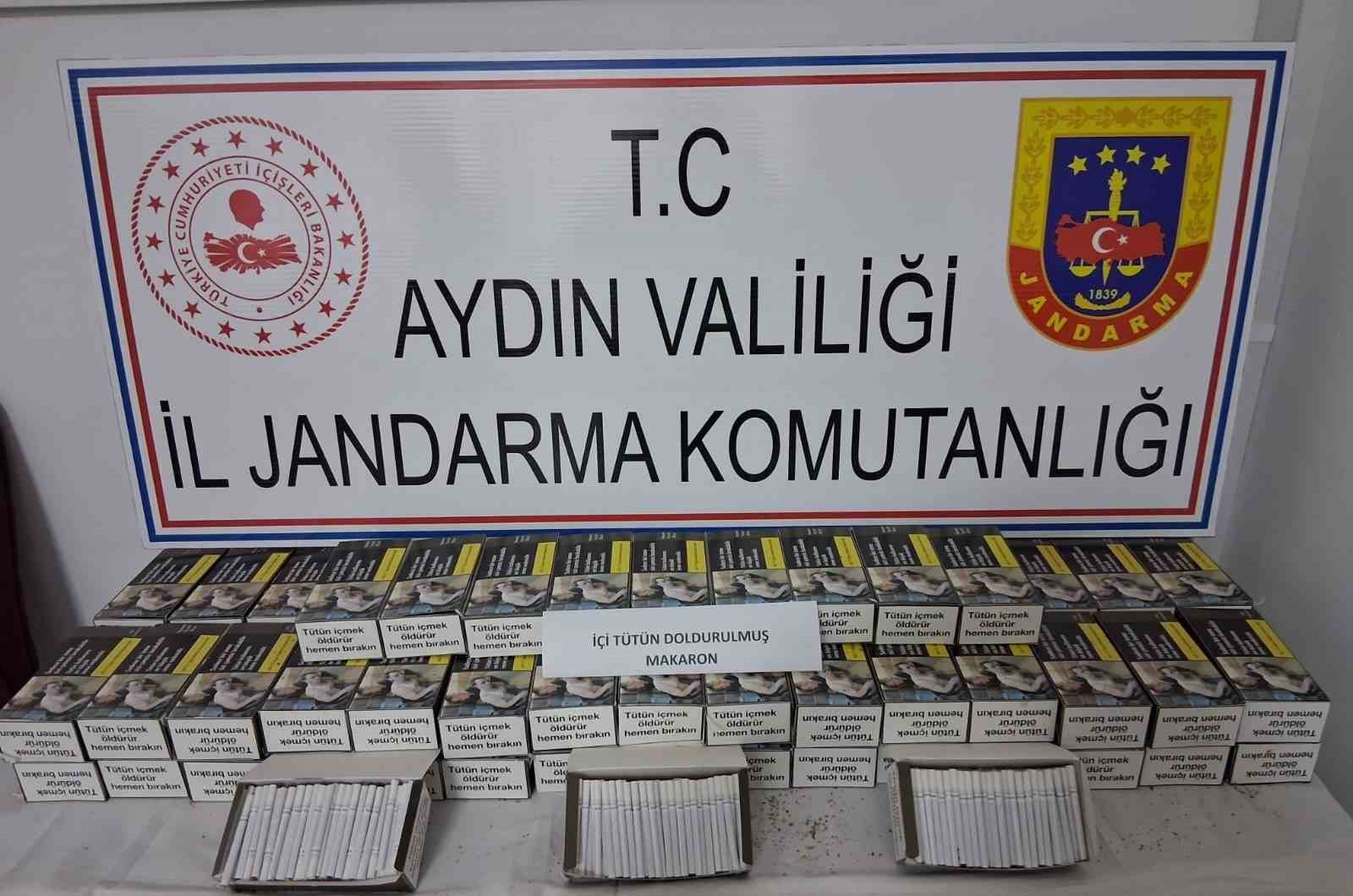 Didim’de satışı yasak 150 bıçak ele geçirildi
