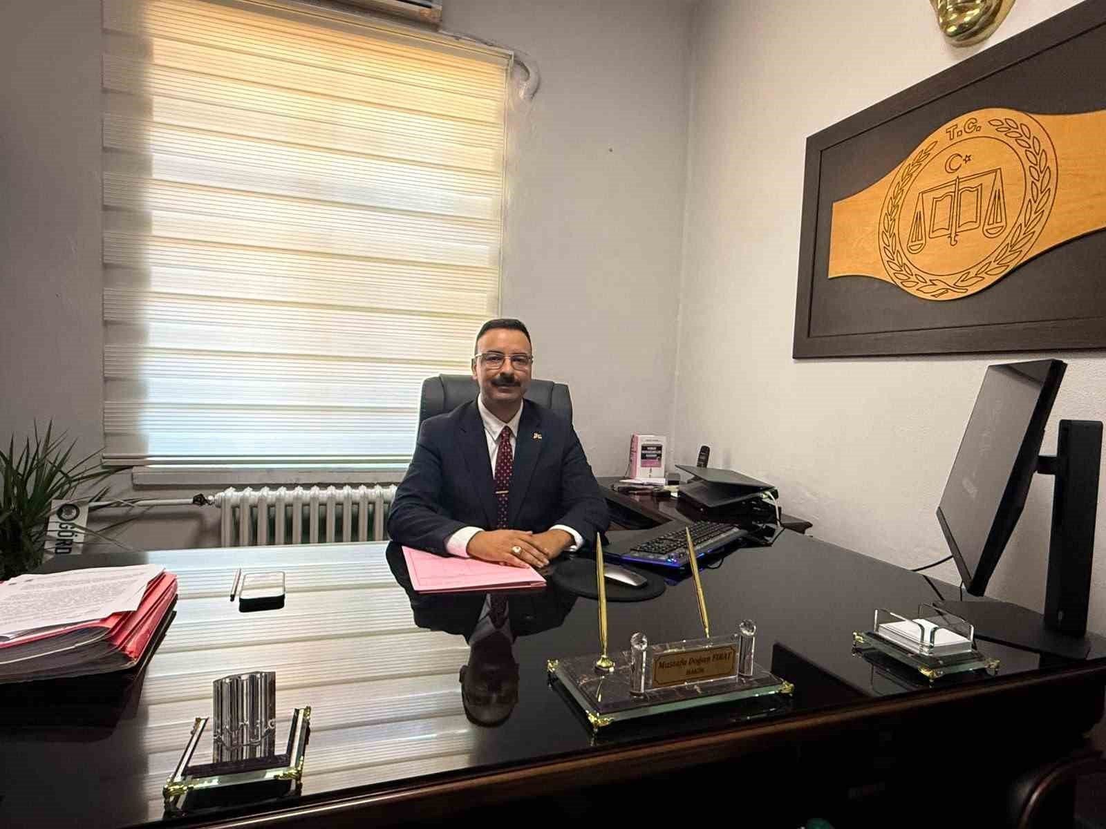 Gördes’in yeni hakim ve savcısı göreve başladı