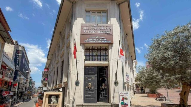 EFELER’DEKİ SERGİ ZİYARETÇİLERİNİ TARİHİ YOLCULUĞA ÇIKARACAK