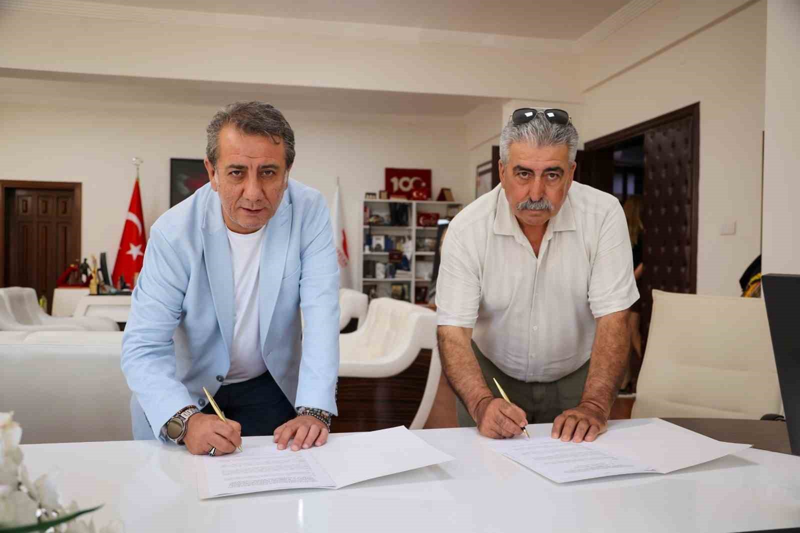 Başkan Yetişkin’den derneğe anlamlı destek