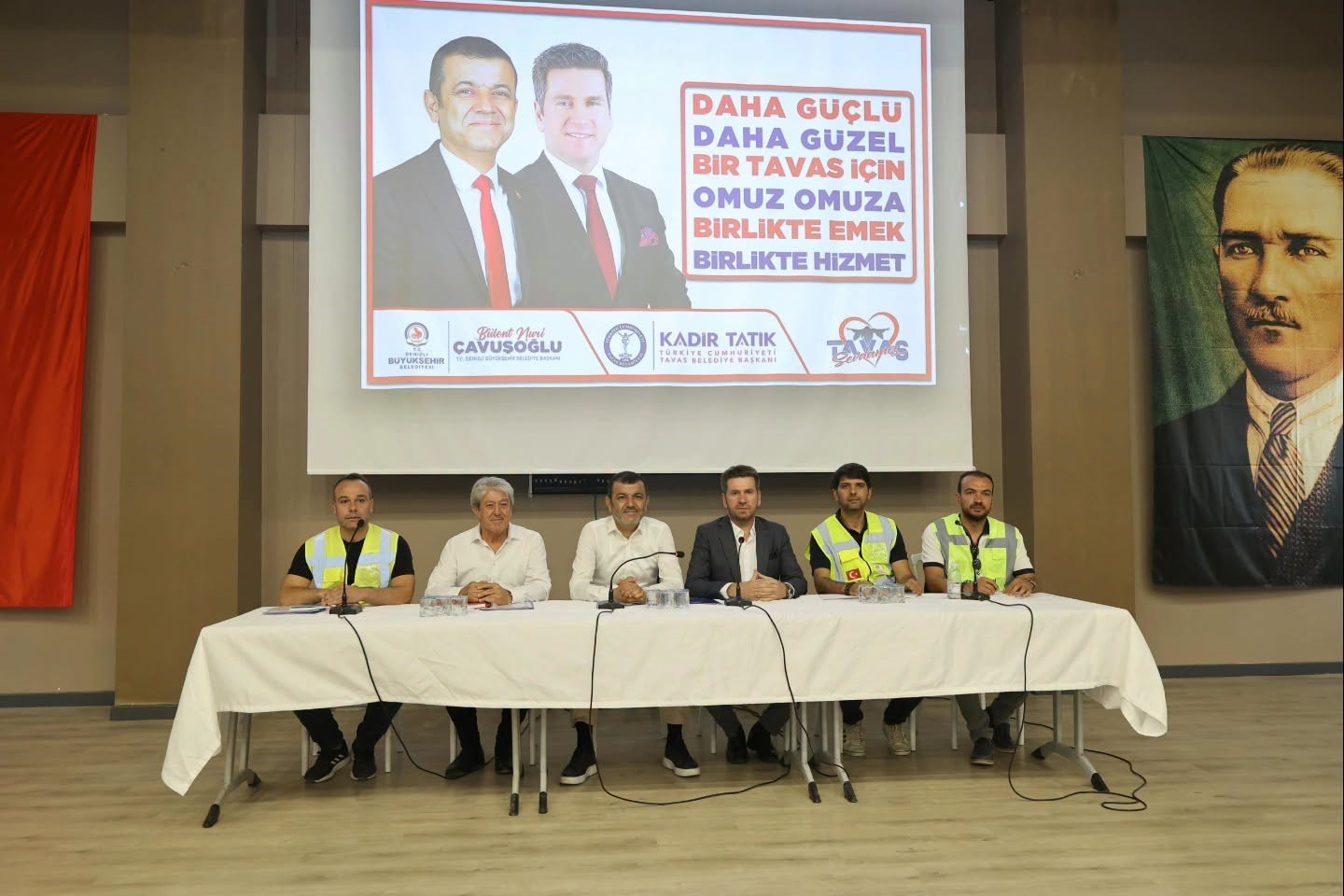 Başkanlar ve muhtarlar Tavas’ın sorunlarını masaya yatırdı