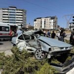 UŞAK’TA OTOMOBİL İLE CİPİN ÇARPIŞMASI SONUCU 3 KİŞİ YARALANARAK HASTANEYE KALDIRILDI.