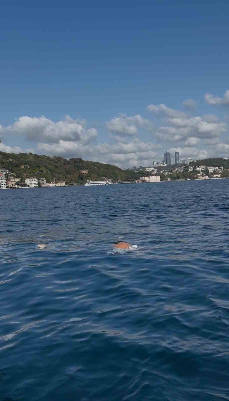FSM Köprüsü’nden denize atlayan kişiyi vatandaşlar kurtardı