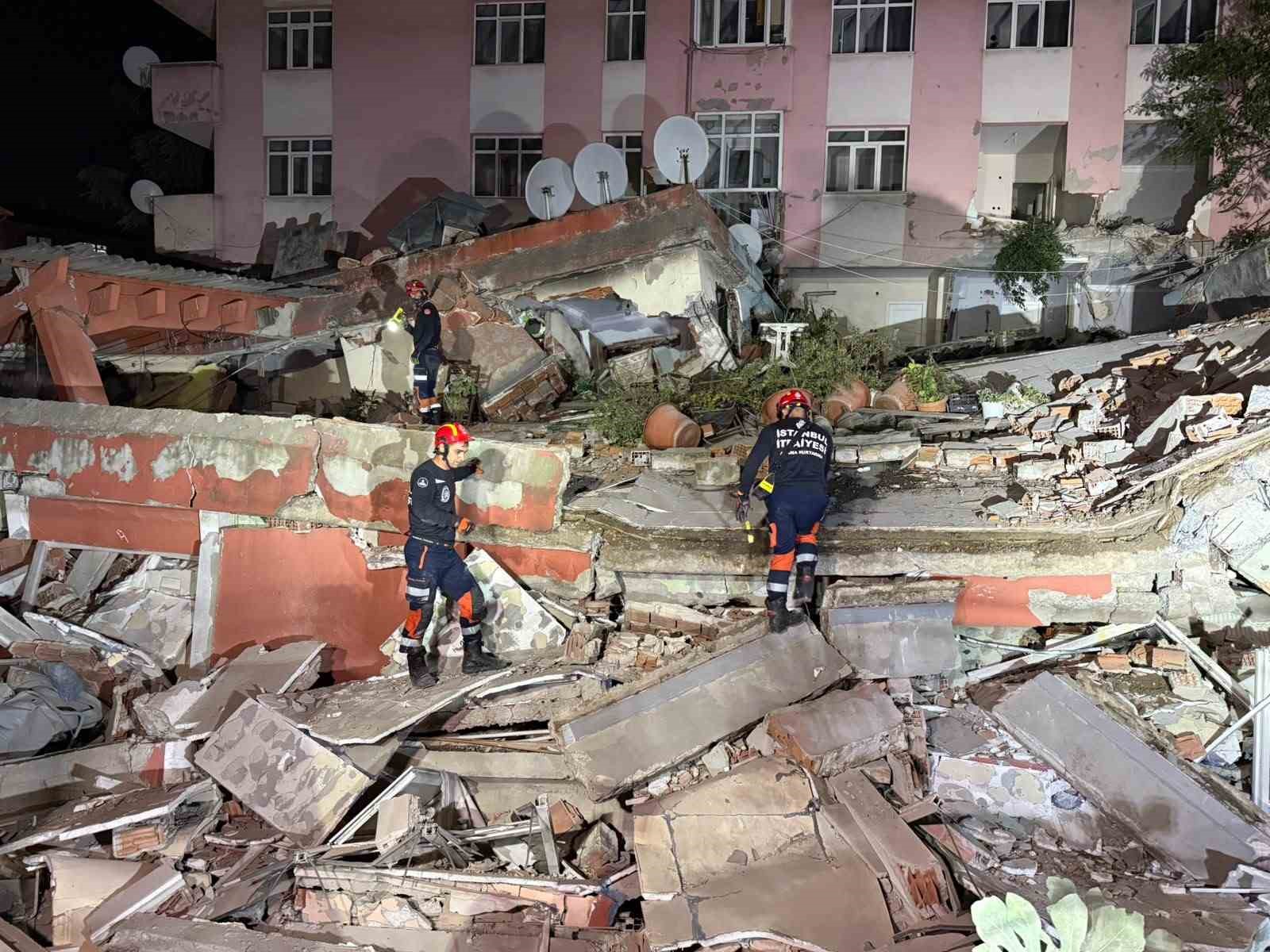 Bahçelievler Belediyesi: " herhangi bir can kaybı veya yaralanma bulunmamaktadır"