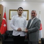 DİYANET İŞLERİ BAŞKANLIĞI TARAFINDAN DÜZENLENEN HAFIZLIK VE KUR’AN-I KERİM’İ GÜZEL OKUMA YARIŞMASI’NIN AYDIN İL FİNALİ GERÇEKLEŞTİRİLDİ. YARIŞMADA HAFIZLIK KATEGORİSİNDE BURAK EFE AYDOĞDU, KUR’AN-I KERİM’İ GÜZEL OKUMA KATEGORİSİNDE İSE UĞUR BAHŞİ İL BİRİNCİSİ OLDU.