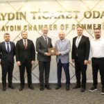 UKRAYNA ANKARA BÜYÜKELÇİSİ NARYMAN DZHELİALOV VE BERABERİNDEKİ HEYETİN AYTO ZİYARETİNDE, AYDIN’IN EKONOMİK POTANSİYELİ İLE UKRAYNA İLE MEVCUT VE OLASI TİCARİ İLİŞKİLERİN GELİŞTİRİLMESİ ELE ALINDI.
