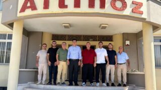 AYDIN SANAYİ ODASI (AYSO) BAŞKANI VE BAŞKAN ADAYI GÖKHAN MARAŞ’IN ÖNCÜLÜĞÜNDEKİ MAVİ LİSTE’YE SANAYİ SEKTÖRÜNDEN DESTEK AÇIKLAMALARI DEVAM EDİYOR. FARKLI SEKTÖRLERDE FAALİYET GÖSTEREN AYSO ÜYELERİ, MARAŞ VE EKİBİNİN YANINDA OLDUKLARINI BELİRTEREK MAVİ LİSTE’YE TAM DESTEK VERDİKLERİNİ BELİRTTİLER.