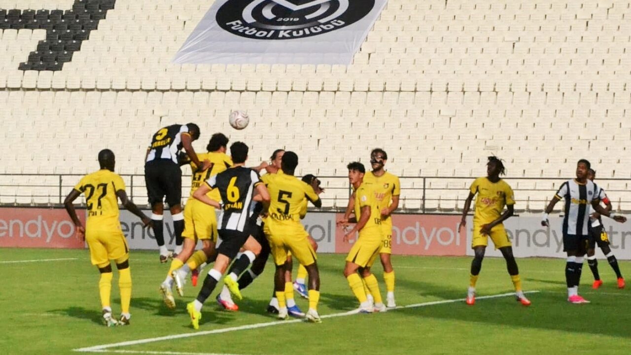 TRENDYOL 1. LİG'İN 8. HAFTASINDA MANİSA FUTBOL KULÜBÜ, SAHASINDA İSTANBULSPOR'U AĞIRLADI.