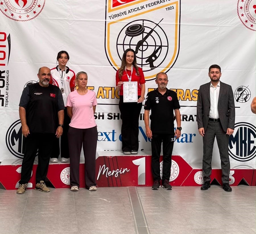 Manisalı milli sporcu Denktaş’tan rekor üstü atış