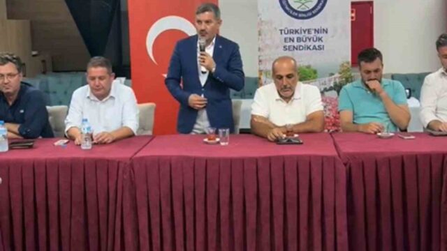 EĞİTİM BİR-SEN MUĞLA ŞUBE BAŞKANI ÖNDER UÇAK, 1 EYLÜL’DE BAŞLAYAN OLAĞAN GENEL KURUL SÜRECİ KAPSAMINDA FETHİYE’DE İŞ YERİ TEMSİLCİLERİ VE ÜYELER İLE BİR ARAYA GELDİ.