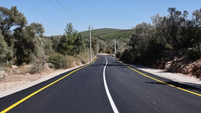 BODRUM'DA ÇAMLIK'IN YOLLARI YENİLENDİ
