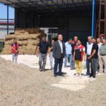 MUĞLA’NIN YATAĞAN İLÇESİNDE TARIMSAL ÜRETİME DİKKAT ÇEKMEK VE ÜRETİCİLERİN EMEĞİNİ TAÇLANDIRMAK AMACIYLA HASAT ŞENLİĞİ GERÇEKLEŞTİRİLDİ. YENİ MAHALLE VE YENİKÖY MAHALLELERİNDE DÜZENLENEN ETKİNLİKTE, ÜRETİCİLER VE İLÇE PROTOKOLÜ BİR ARAYA GELDİ.