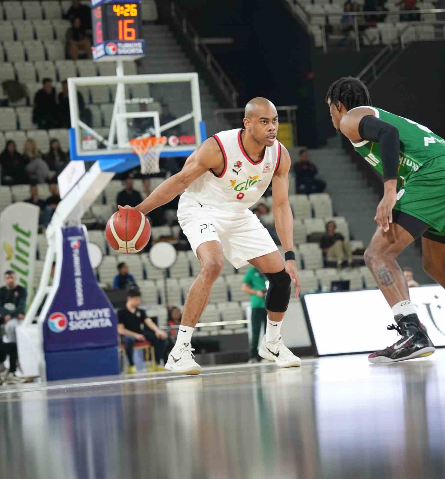 Karşıyaka Basketbol’dan oyun kurucu takviyesi