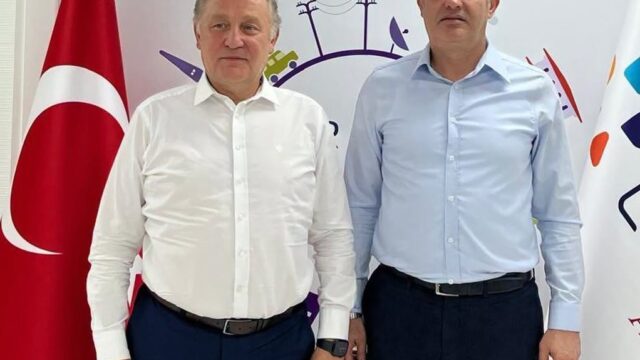 KOÇARLI BELEDİYE BAŞKANI ÖZGÜR ARICI, BÜYÜKDERE, SOBUCA VE ŞAHİNCİLER MAHALLELERİNİN DOĞALGAZA KAVUŞACAĞINI DUYURDU.