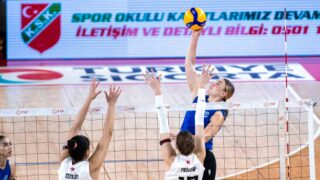 AYDIN BÜYÜKŞEHİR BELEDİYESPOR, YENİ SEZON HAZIRLIKLARI KAPSAMINDA KARŞIYAKA’NIN DÜZENLEDİĞİ VOLEYBOL TURNUVASINDAKİ İKİNCİ MAÇINDA KUZEYBORU MAXİPIPE’A 3-1 MAĞLUP OLDU.
