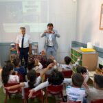 AYDIN’IN SULTANHİSAR İLÇESİNDE KAYMAKAM ALİ EKBER ATEŞ, İNCEALAN İLKOKULU’NU ZİYARET EDEREK ÖĞRENCİLER VE ÖĞRETMENLERLE BİR ARAYA GELDİ.