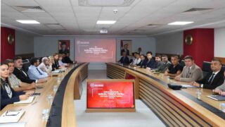 KAMU HASTANELERİNİN HİZMETLERİ GÖZDEN GEÇİRİLDİ