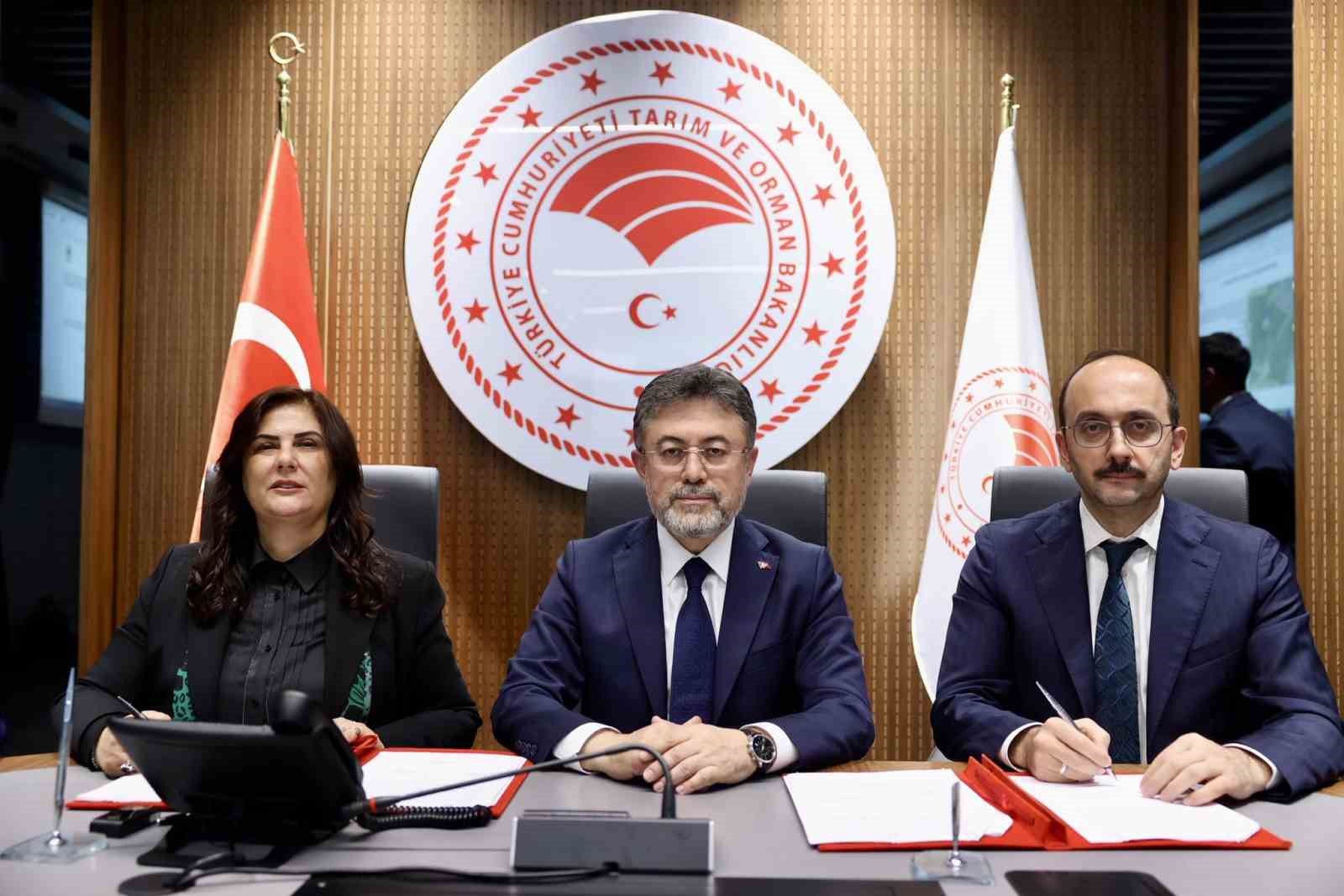 Deniz suyunu içme suyuna dönüştürecek proje yıl sonunda tamamlanıyor