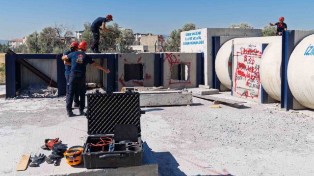 110 PERSONEL, ENKAZ ALTI ARAMA, SİSMİK DİNLEME VE TEKNİK KURTARMA ALANLARINDA ULUSLARARASI STANDARTLARA GÖRE EĞİTİM GÖRÜYOR