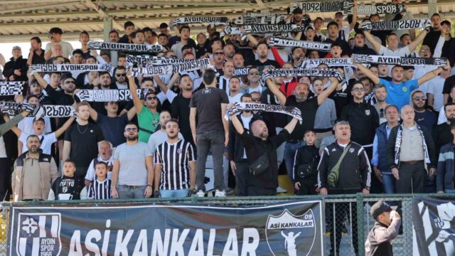 AYDINSPOR, 2026-2027 SEZONU ÖNCESİNDE KADRO YAPILANMASINI SÜRDÜRÜRKEN, GEÇEN SEZON SÜPER AMATÖR LİG ŞAMPİYONLUĞUNDA GÖREV ALAN TEKNİK DİREKTÖR ALİ TÜRKEL İLE FUTBOLCULAR BARIŞ KAZER VE MURAT YORGANCIOĞLU YENİDEN KADROYA DAHİL EDİLDİ.